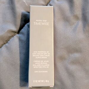 Mary Kay Timewise Collection Age Minimizer 3D Day Cream